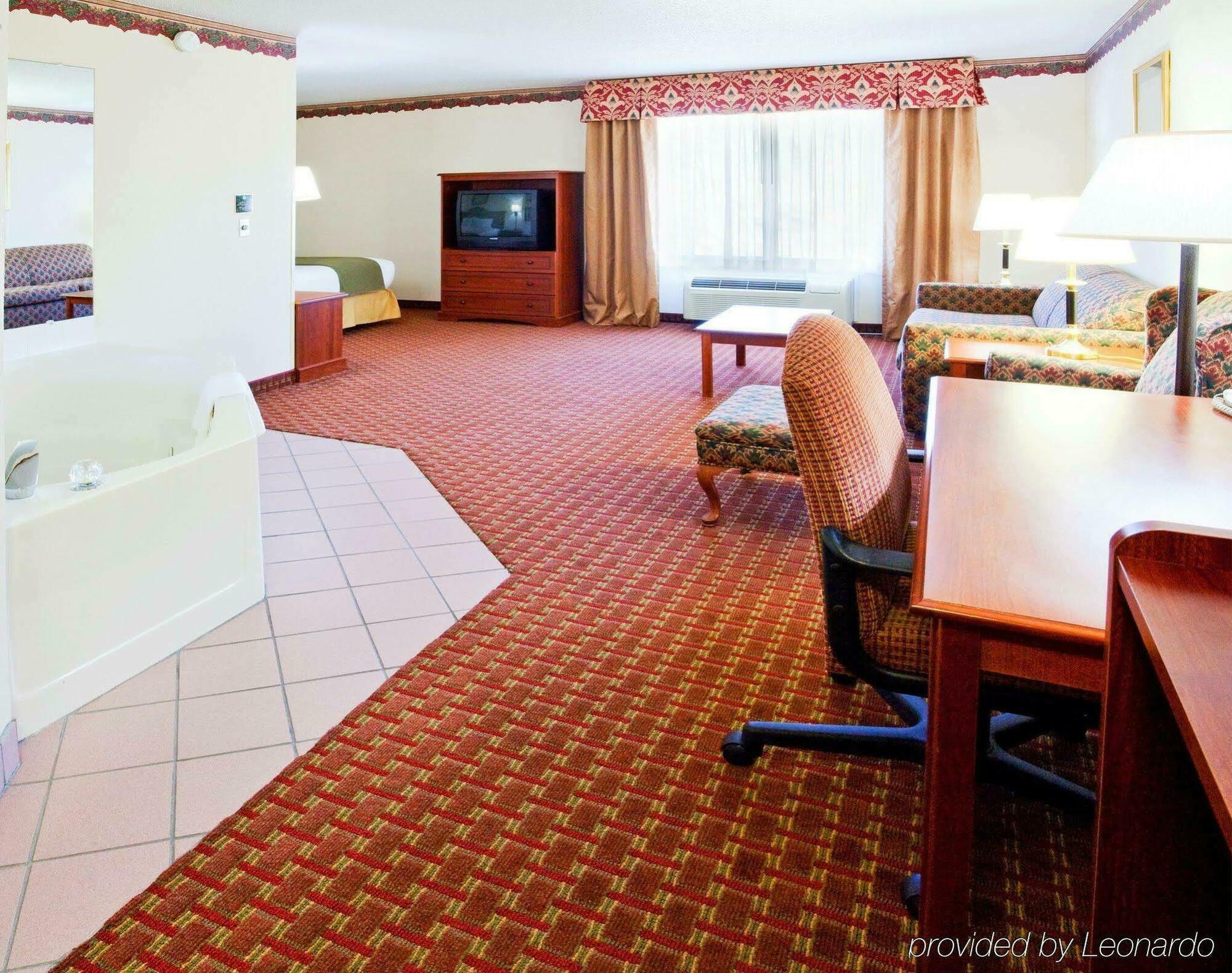 Holiday Inn Express Hillsville By Ihg Kültér fotó
