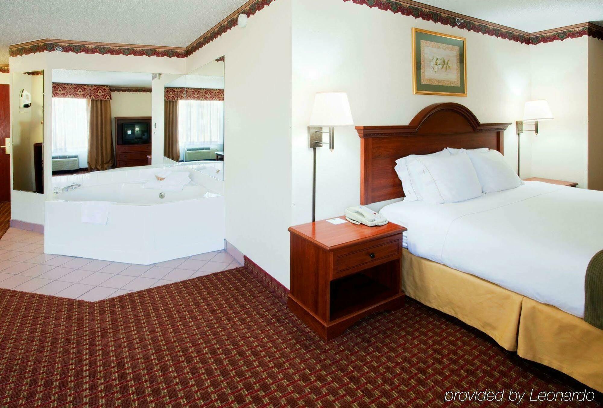 Holiday Inn Express Hillsville By Ihg Kültér fotó